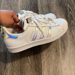 Adidas superstar kids 5 women’s 7 !